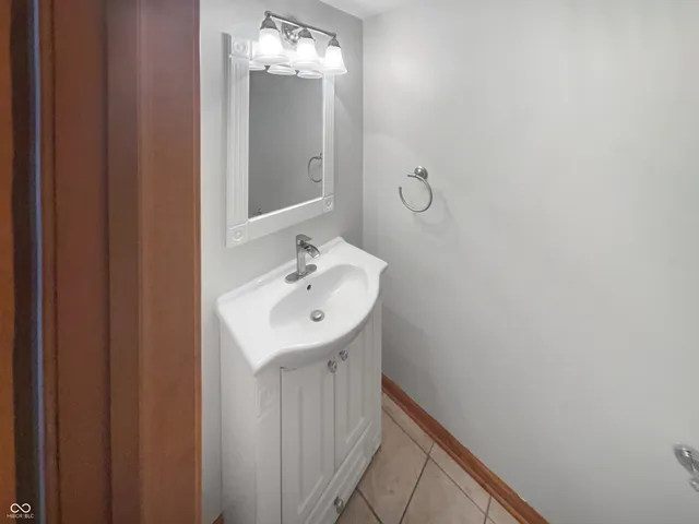 $523,000 | 8259 Hampton Circle West, Indianapolis, IN 46256