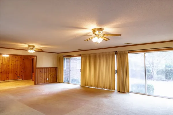 $219,000 | 341 Azalea Avenue, Millen, GA 30442