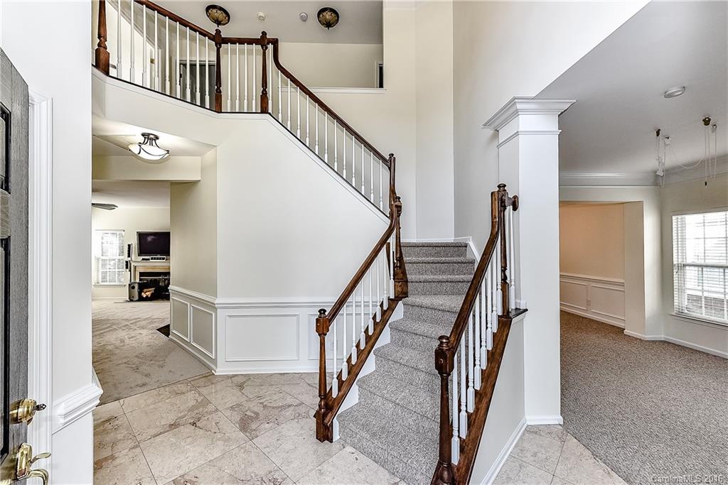6514 Elfreda Road Charlotte, NC 28270 - Photo 2 of 22