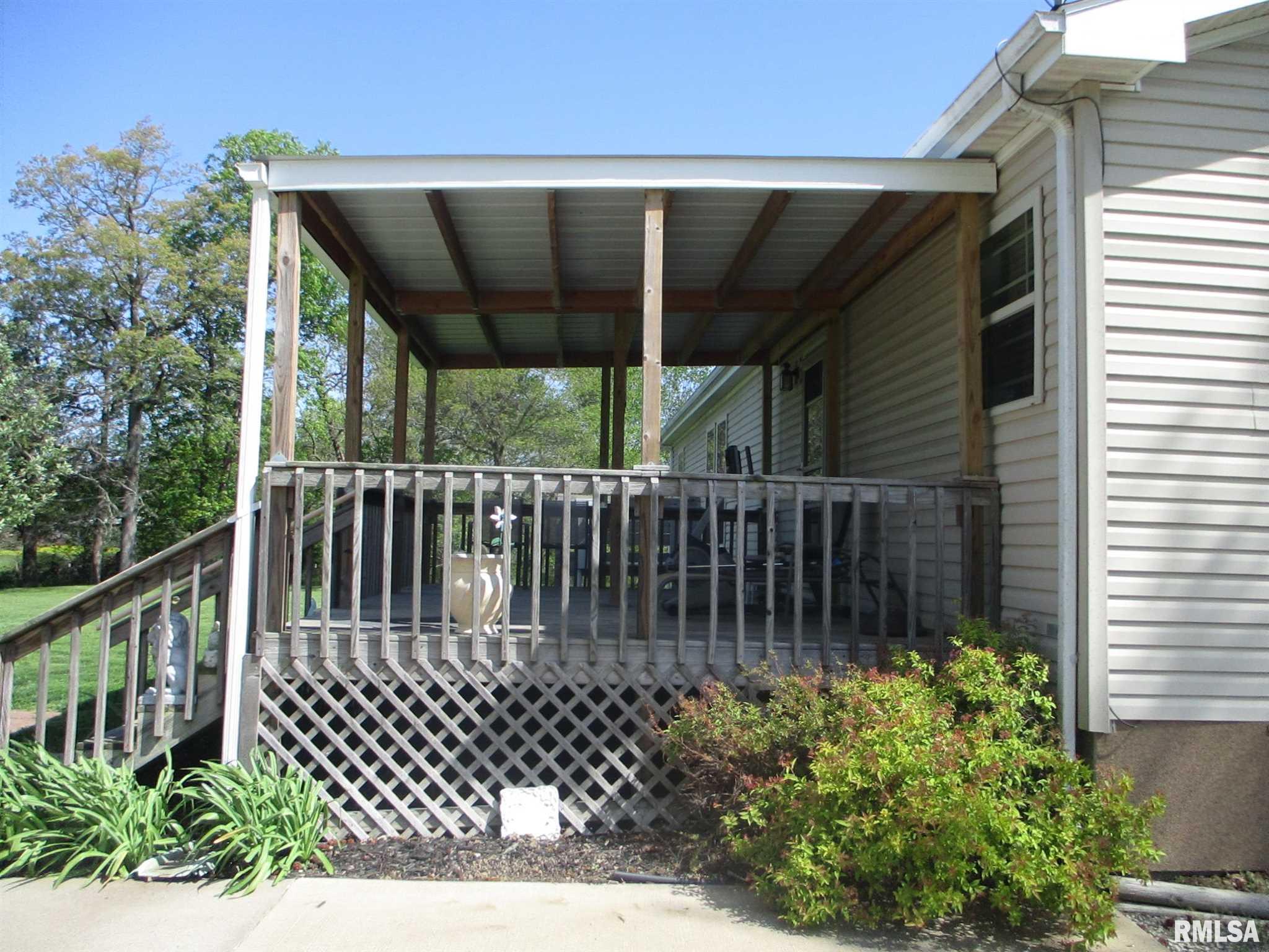 23258 Fitch Road Thompsonville, IL 62890 - Photo 10 of 36