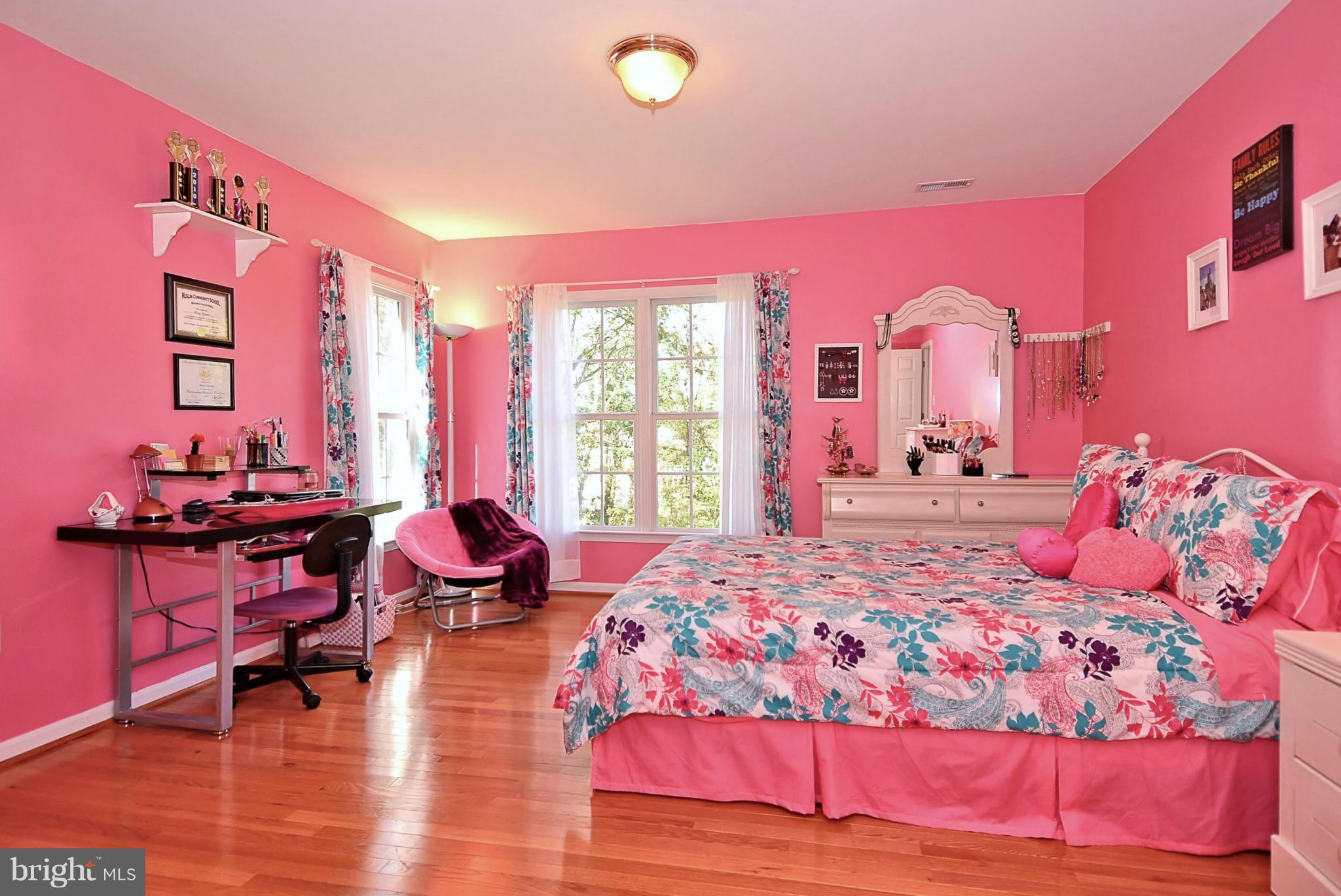 13308 Braddock Road Clifton, VA 20124 - Photo 22 of 30 Bedroom #5, Private Suite with bath