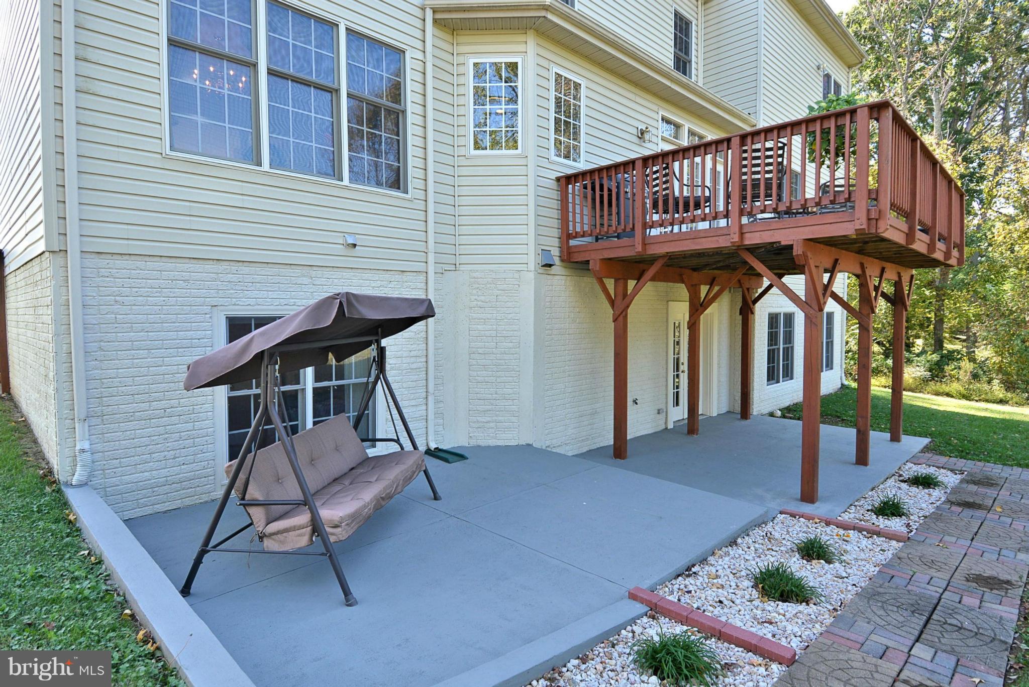 13308 Braddock Road Clifton, VA 20124 - Photo 29 of 30 Patio