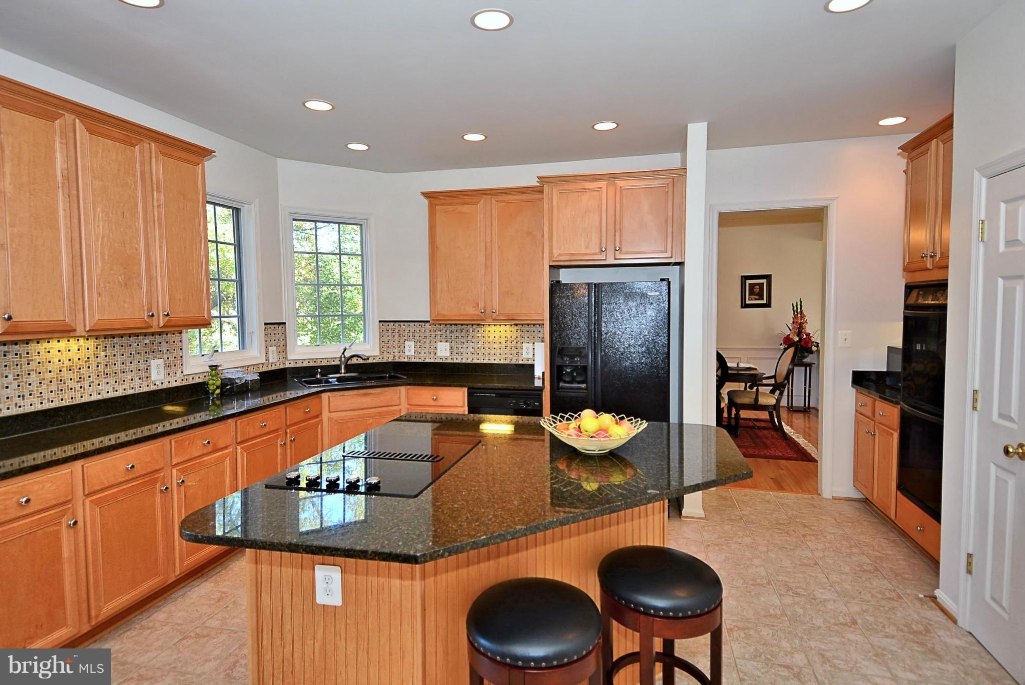 13308 Braddock Road Clifton, VA 20124 - Photo 8 of 30 Kitchen: Center Island with counter seating
