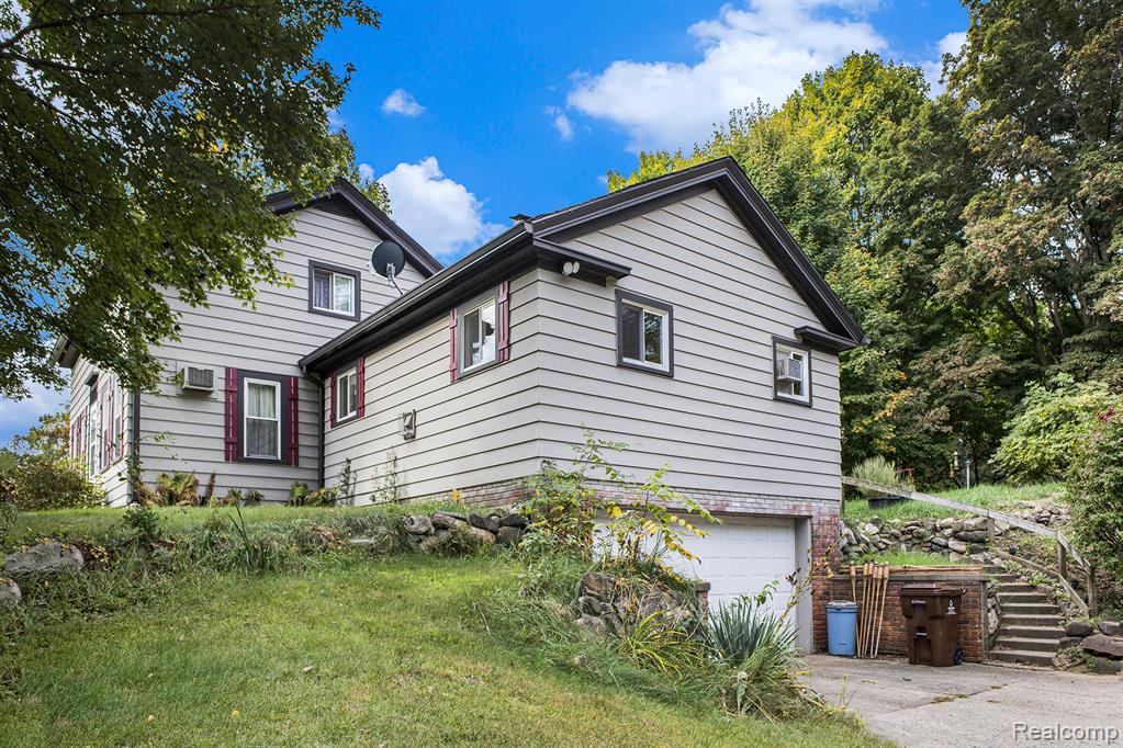 1340 County Farm Road Howell, MI 48843 - Photo 26 of 32 Gallery Image 26