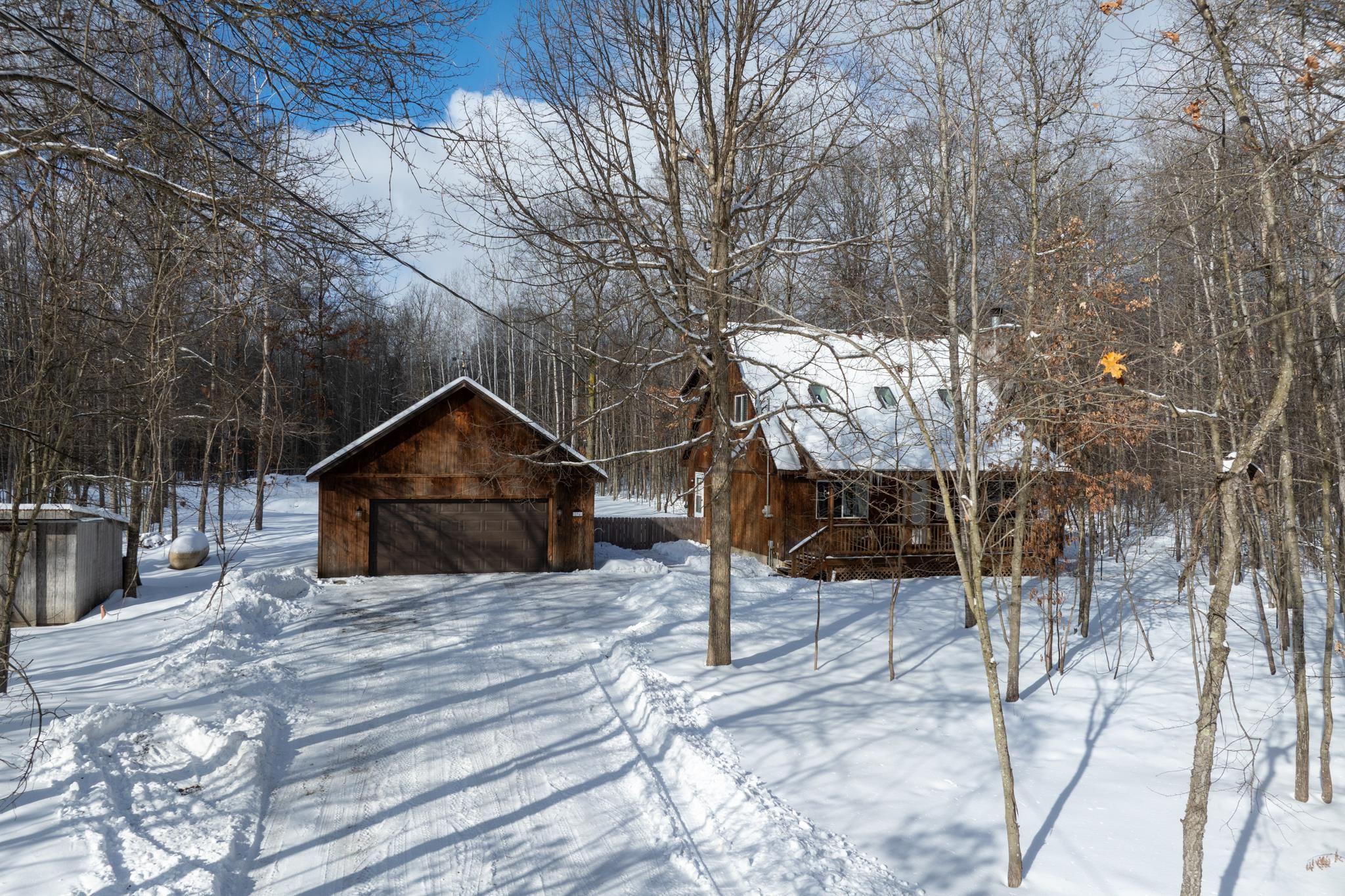 294 South Alamando Road Shepherd, MI 48883 - Photo 1 of 69