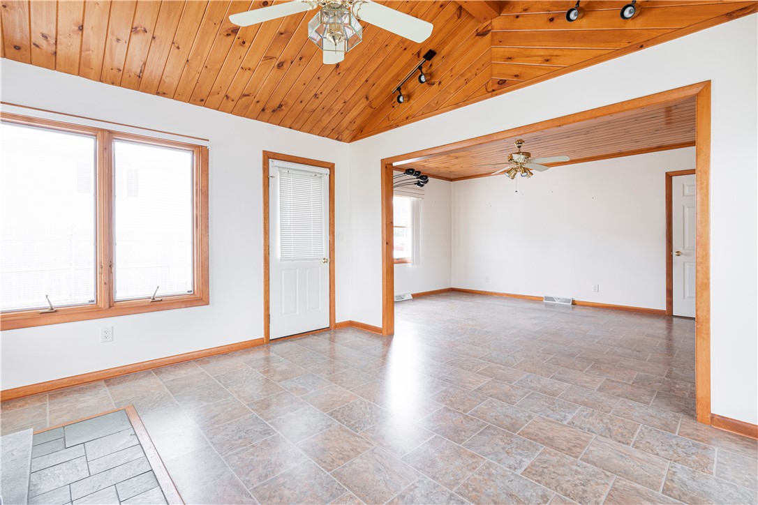 66 Bayberry Road Woonsocket, RI 02895 - Photo 12 of 32