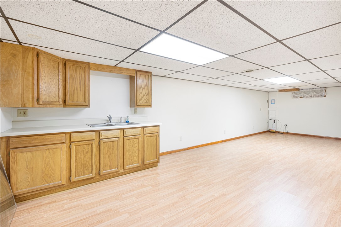 66 Bayberry Road Woonsocket, RI 02895 - Photo 21 of 32
