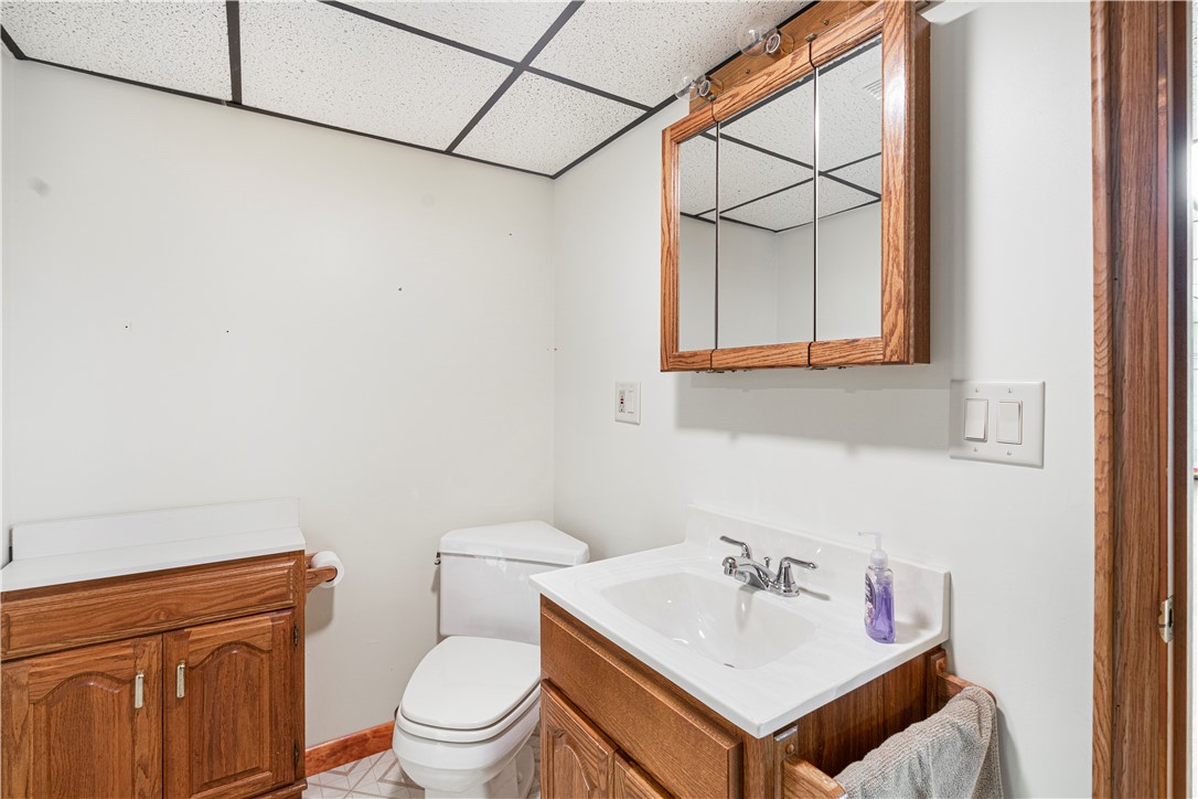 66 Bayberry Road Woonsocket, RI 02895 - Photo 23 of 32