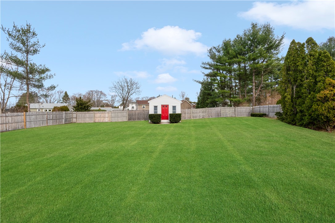 66 Bayberry Road Woonsocket, RI 02895 - Photo 29 of 32