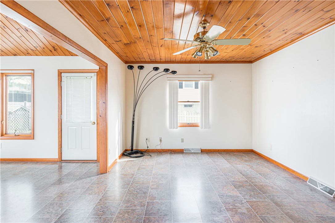 66 Bayberry Road Woonsocket, RI 02895 - Photo 10 of 32