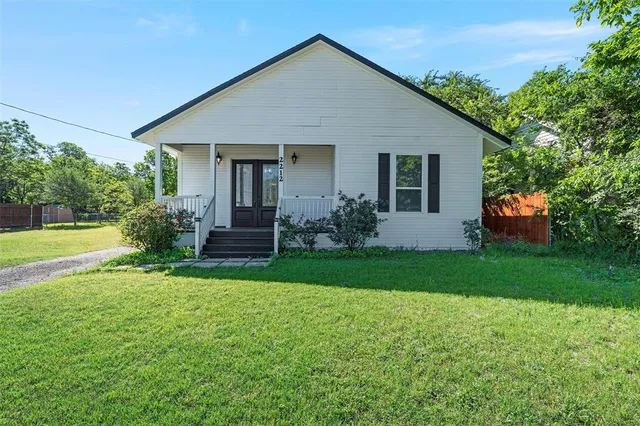 $249,000 | 2212 Clay Avenue, Waco, TX 76706