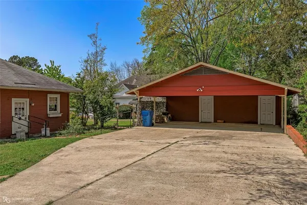 $199,500 | 409 East And W Street, Minden, LA 71055