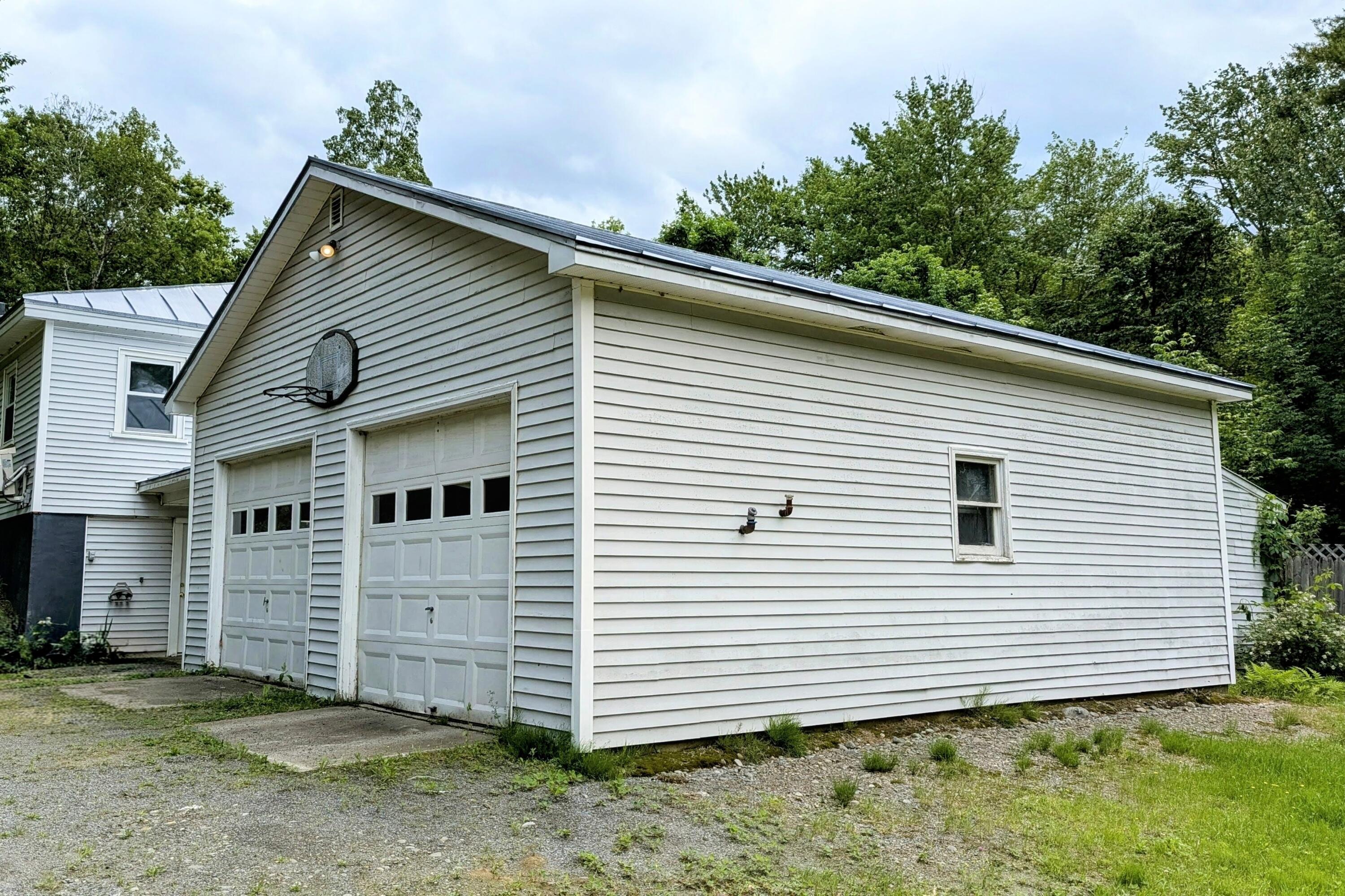 189 Shusta Road Madison, ME 04950 - Photo 4 of 30 Garage