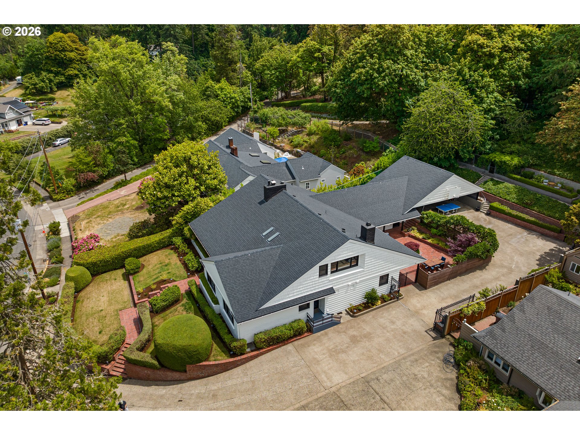 2105 Fairmount Boulevard Eugene, OR 97403 - Photo 45 of 48