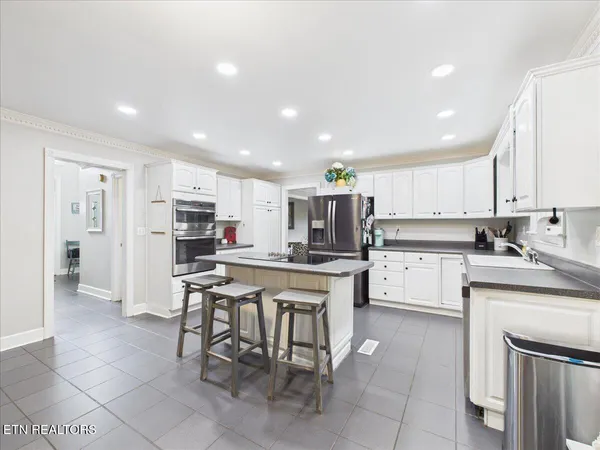 $425,000 | 170 Yorkshire Drive, Harrogate, TN 37752