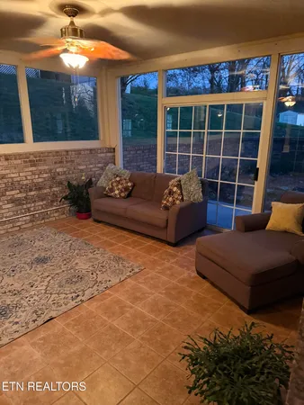 $425,000 | 170 Yorkshire Drive, Harrogate, TN 37752