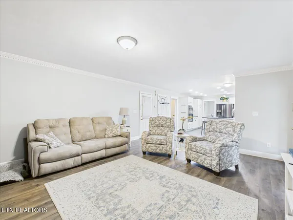$425,000 | 170 Yorkshire Drive, Harrogate, TN 37752
