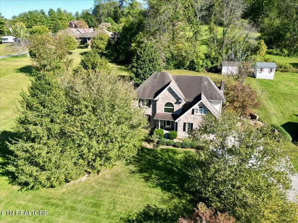 $425,000 | 170 Yorkshire Drive, Harrogate, TN 37752