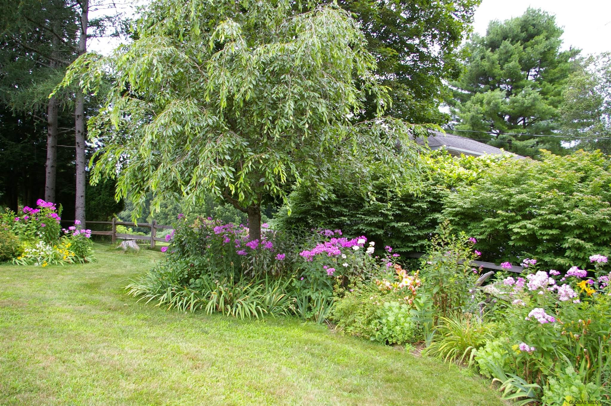 1609 Ridge Road Queensbury, NY 12804 - Photo 5 of 28 Photo 5