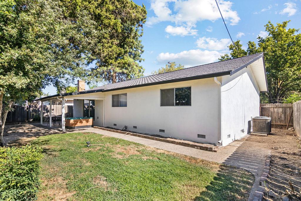 2021 Shaw Avenue Modesto, CA 95354 - Photo 25 of 27