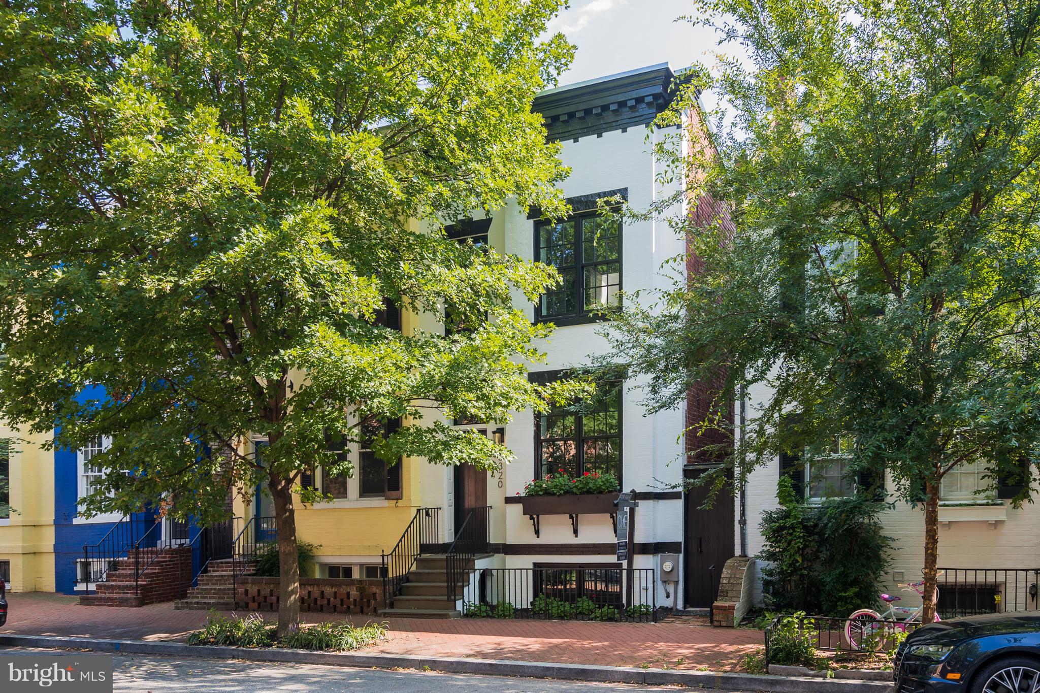 3320 Reservoir Road Northwest Washington, DC 20007 - Photo 2 of 24 Exterior (General)