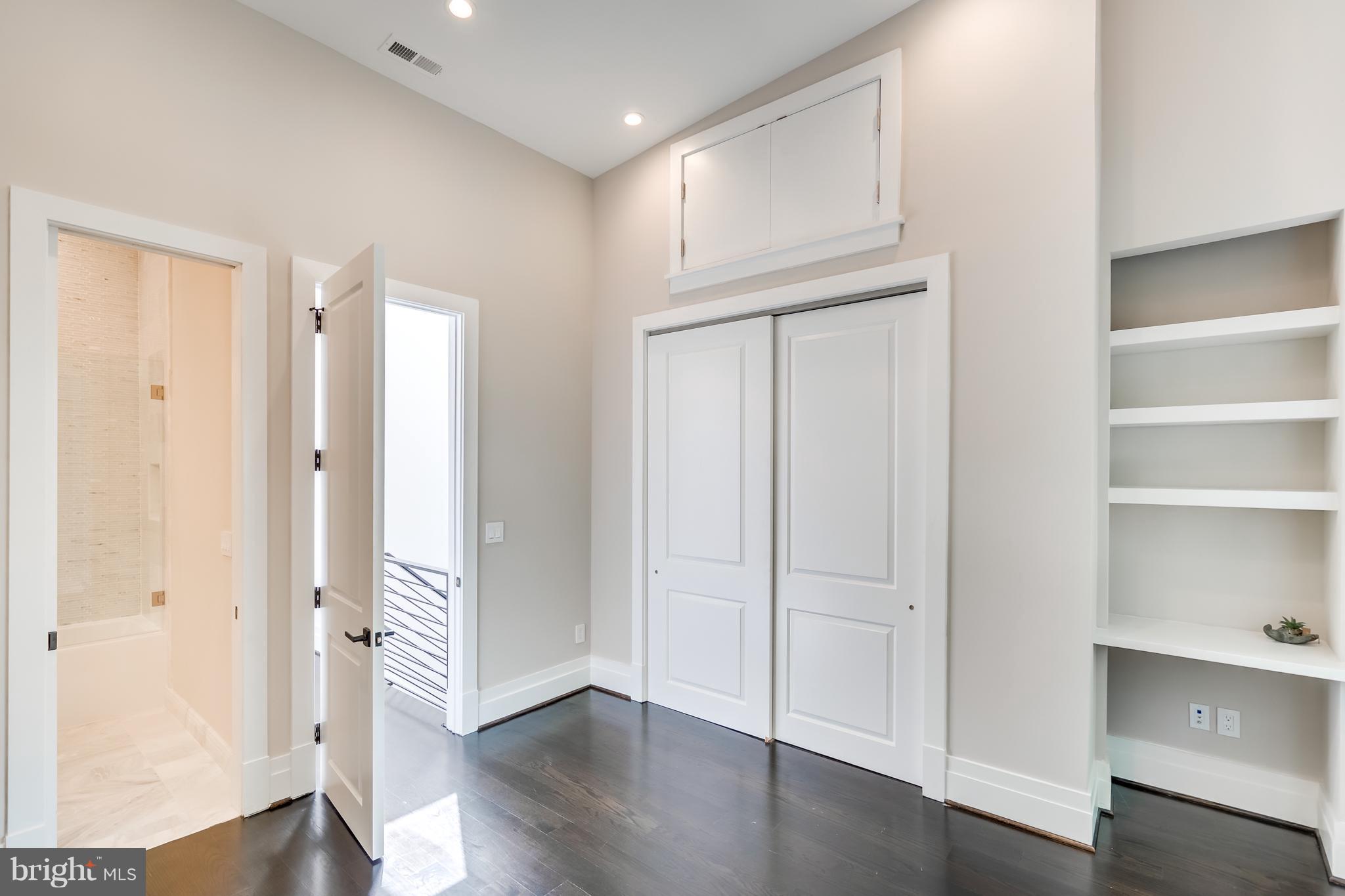 3320 Reservoir Road Northwest Washington, DC 20007 - Photo 16 of 24 Bedroom