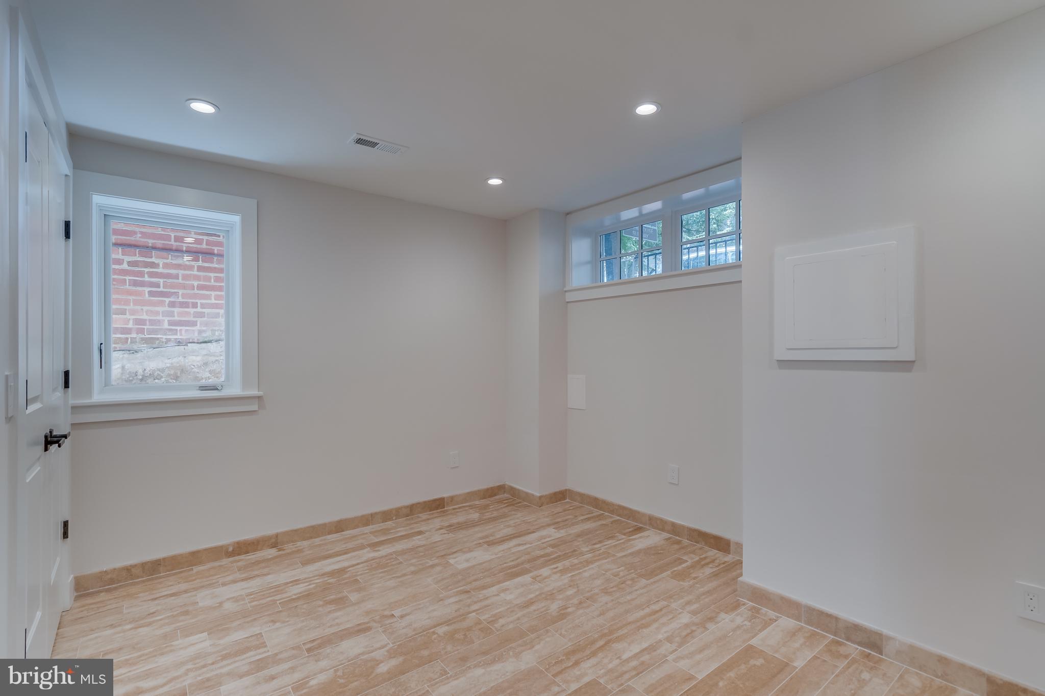 3320 Reservoir Road Northwest Washington, DC 20007 - Photo 18 of 24 Bedroom