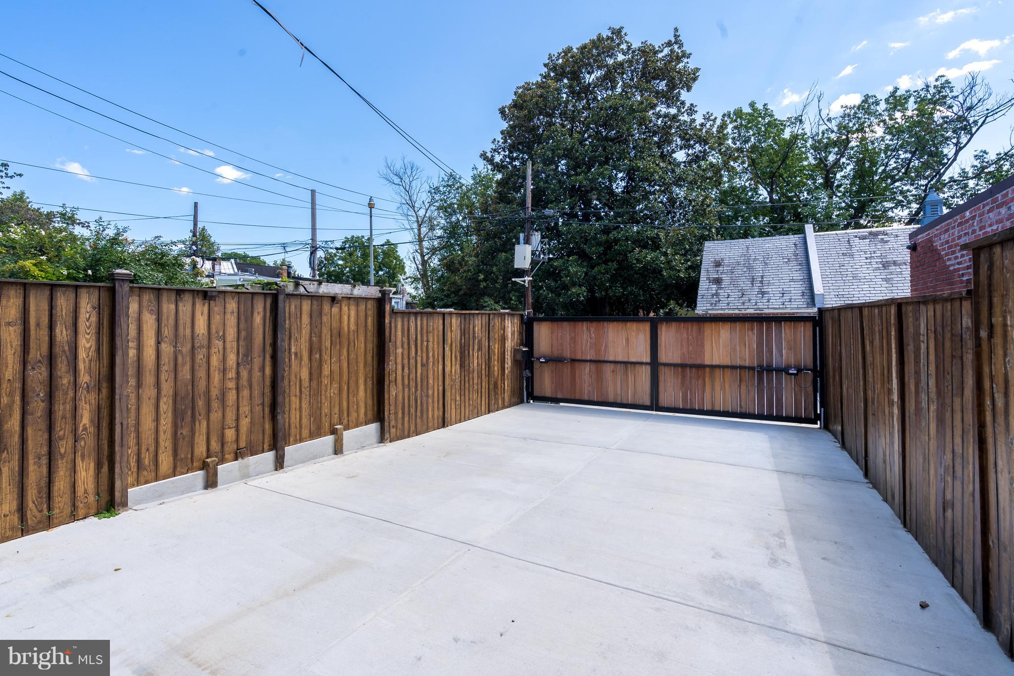 3320 Reservoir Road Northwest Washington, DC 20007 - Photo 24 of 24 Exterior (General)