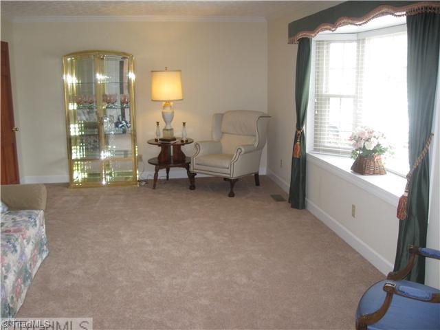 506 Barnes Road Winston-Salem, NC 27107 - Photo 2 of 14 Living Room.