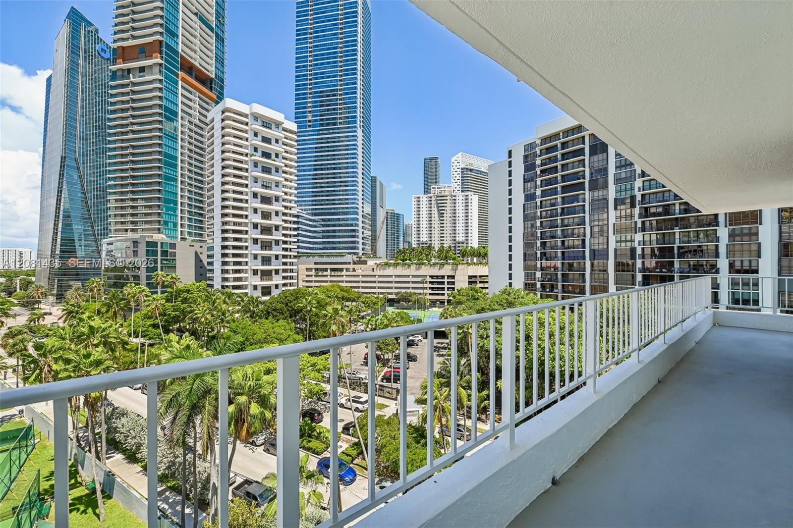 200 Southeast 15th Road, Unit 9I Miami, FL 33129 - Photo 5 of 57 Gallery Image 5