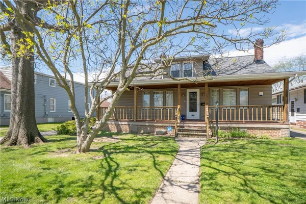 $144,900 | 94 Avalon Drive, Bedford, OH 44146