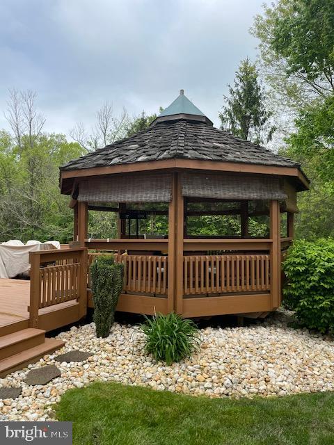 101 Ridgewood Way Burlington, NJ 08016 - Photo 4 of 38 Gallery Image 4