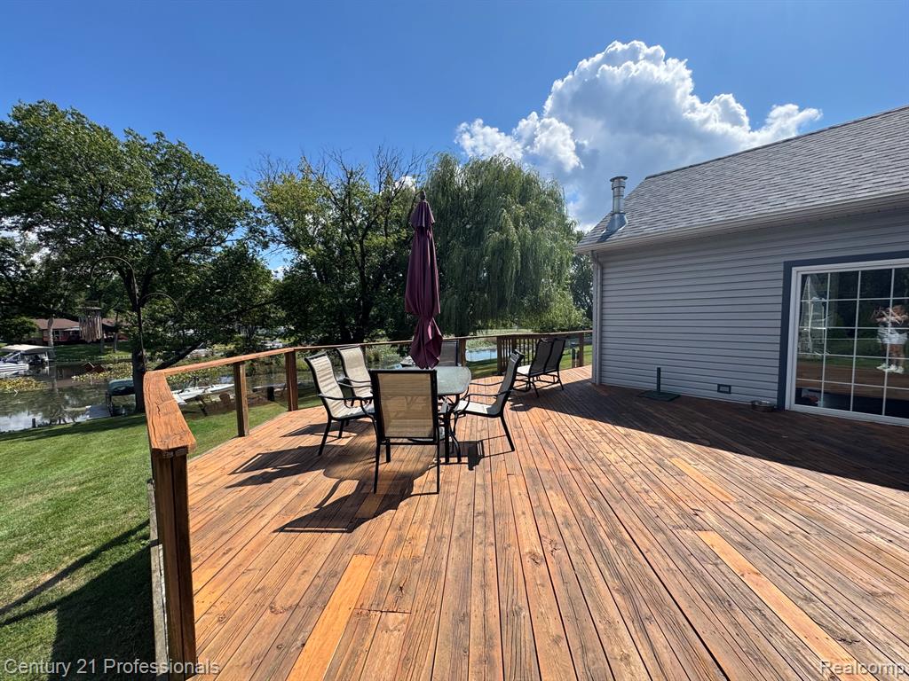 3251 Mann Road Clarkston, MI 48346 - Photo 6 of 30 Gallery Image 6