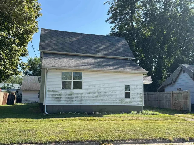 $39,500 | 604 Anderson Place, Canton, IL 61520