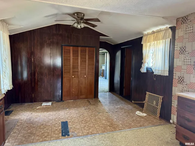 $39,500 | 604 Anderson Place, Canton, IL 61520