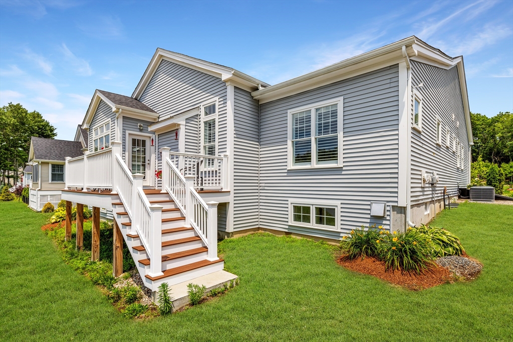 46 Weber Farm Road, Unit 46 Wrentham, MA 02093 - Photo 41 of 42 Gallery Image 41