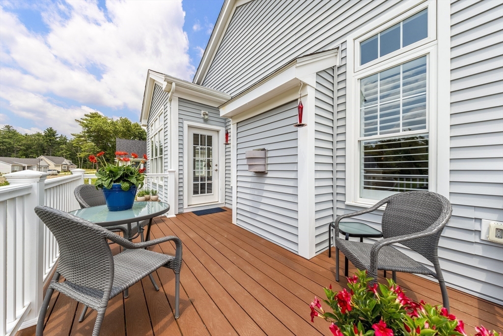 46 Weber Farm Road, Unit 46 Wrentham, MA 02093 - Photo 8 of 42 Gallery Image 8