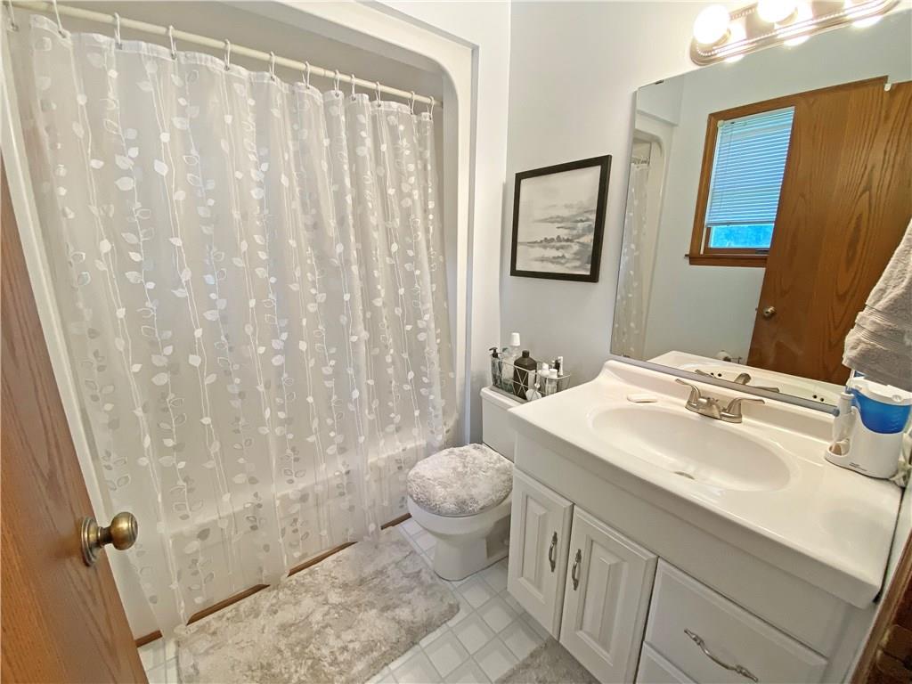 4015 Mitchell Road New Castle, PA 16105 - Photo 16 of 21