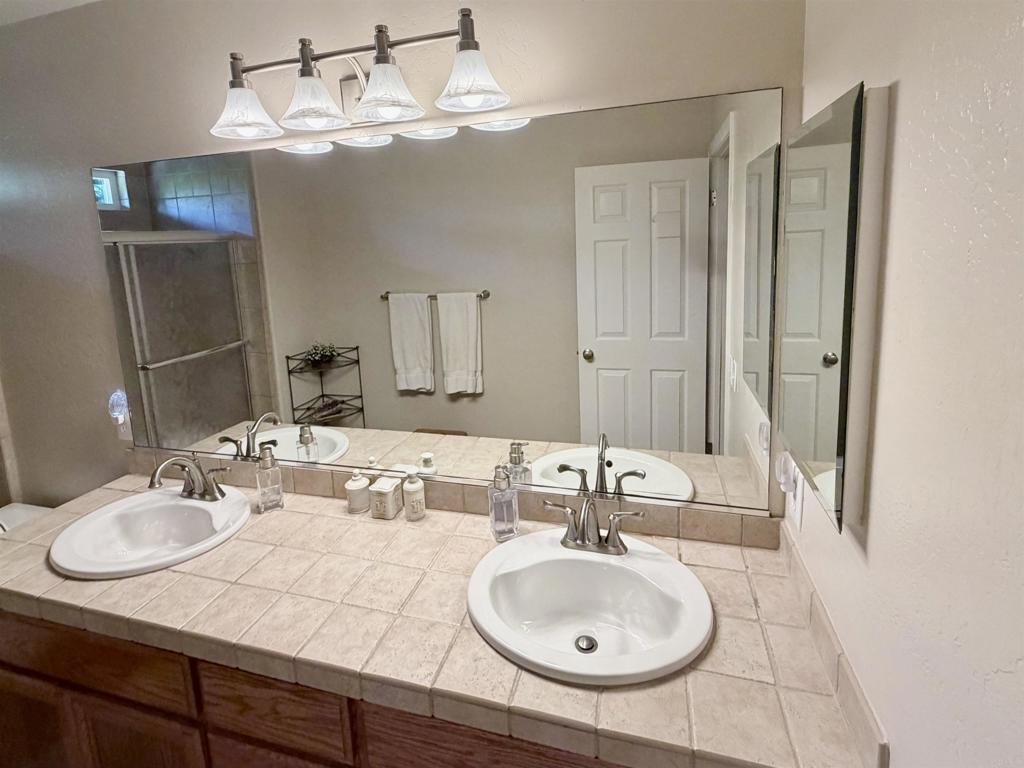524 Rosvall Drive Fallbrook, CA 92028 - Photo 61 of 77