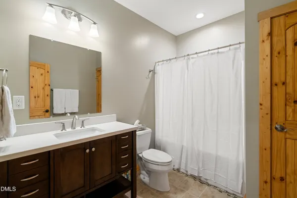 $1,250,000 | 72 Goat Island Court, Clarksville, VA 23927