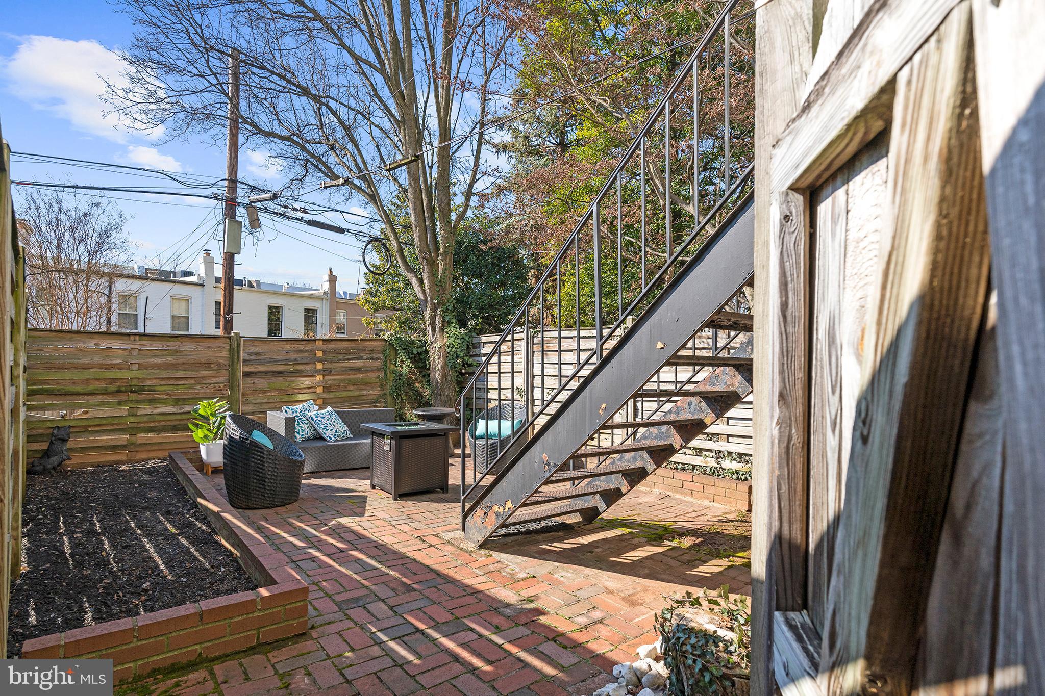 3022 R Street Northwest Washington, DC 20007 - Photo 30 of 39