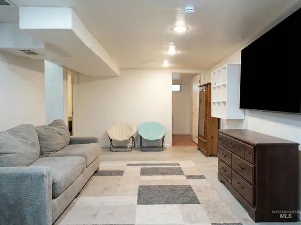 $220,000 | 161 Soda Creek Drive, Soda Springs, ID 83276