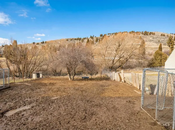 $220,000 | 161 Soda Creek Drive, Soda Springs, ID 83276