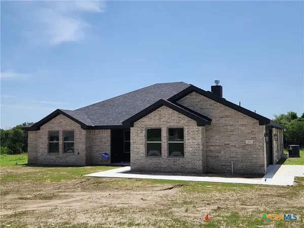 $444,900 | 3172 Fish Pond Drive, Copperas Cove, TX 76522