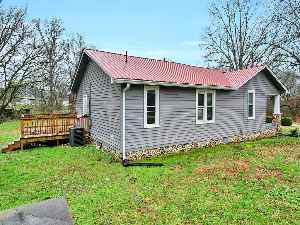 135 Dietz Road Ringgold, GA 30736 - Photo 4 of 31 4