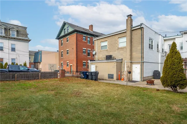 $2,000 | 170 Broadway, Unit A, Providence, RI 02903