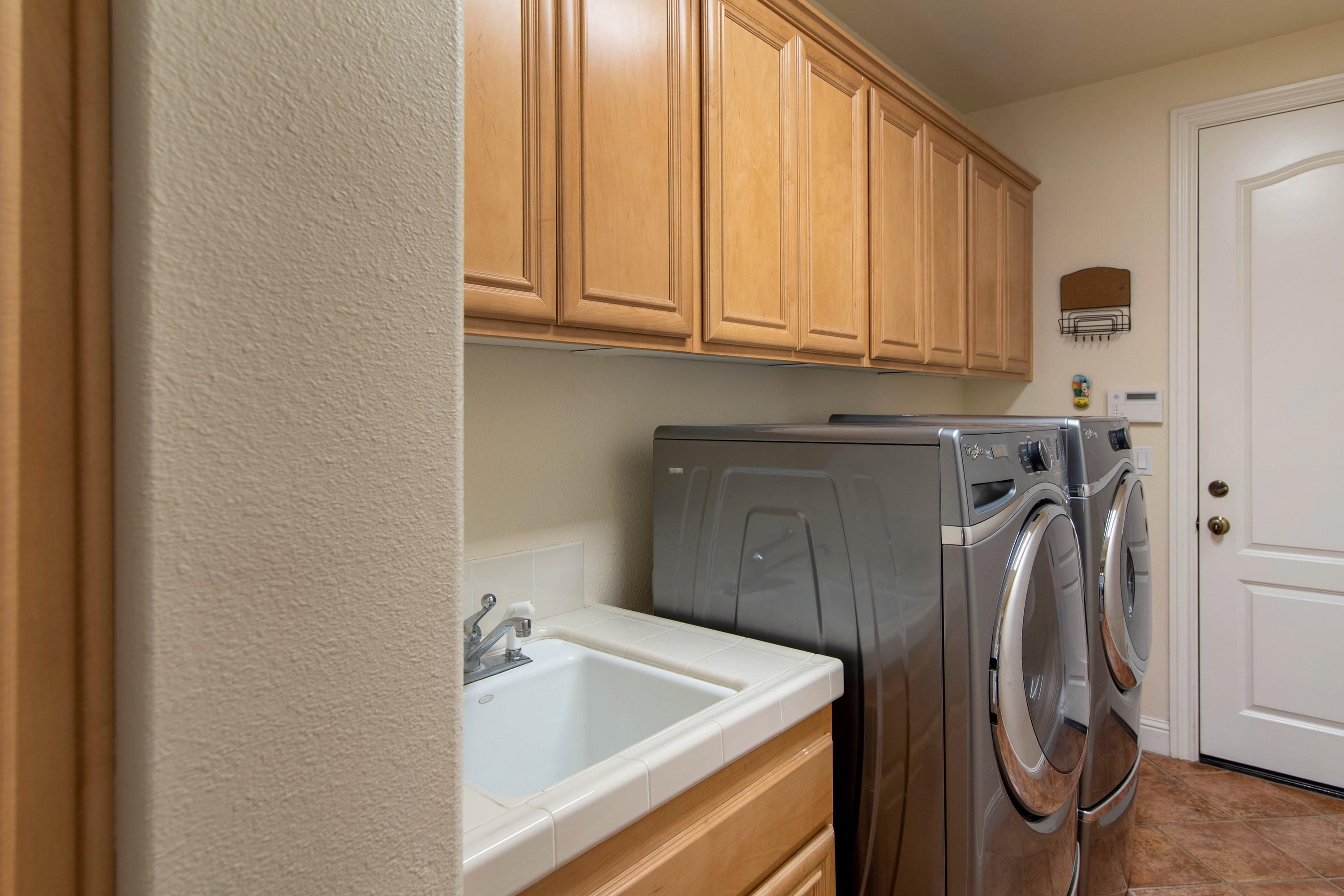 712 Tamarisk Drive Lompoc, CA 93436 - Photo 14 of 29 028_LAUNDRY ROOM