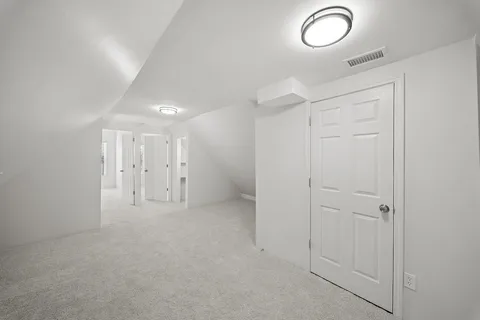 $289,000 | 9328 South Paxton Avenue, Chicago, IL 60617