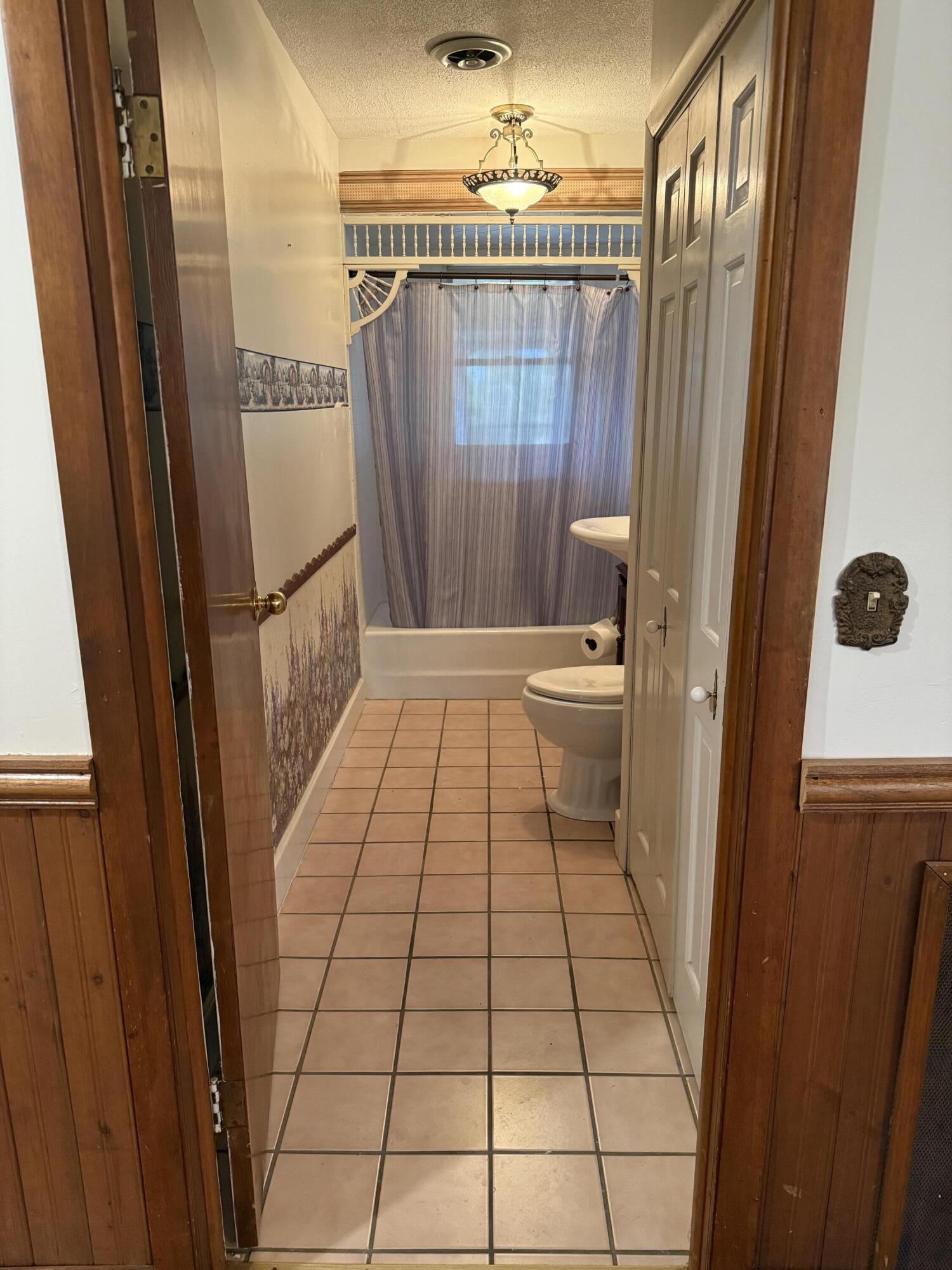 368 South 600th Street West Hebron, IN 46341 - Photo 26 of 87 a bathroom with a sink a toilet and a shower
