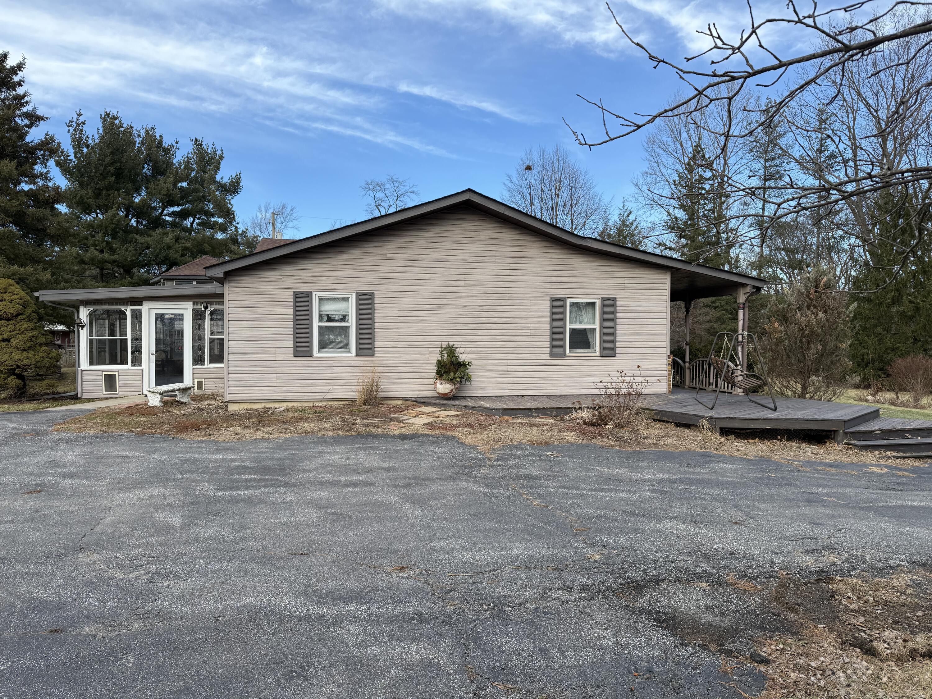 368 South 600th Street West Hebron, IN 46341 - Photo 4 of 87 3000x2250
